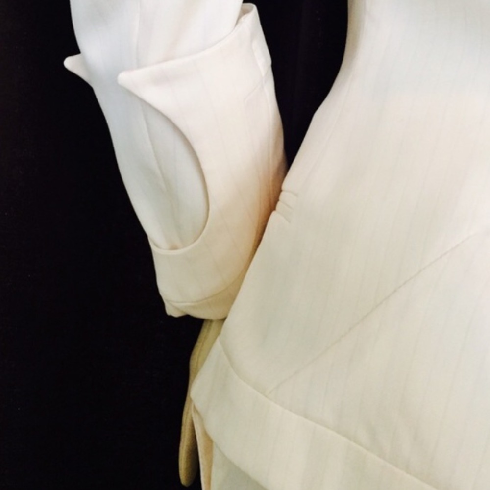Vintage Archival Alexander McQueen Cream Cut Out Structured Suit 40 - Picture 4 of 4